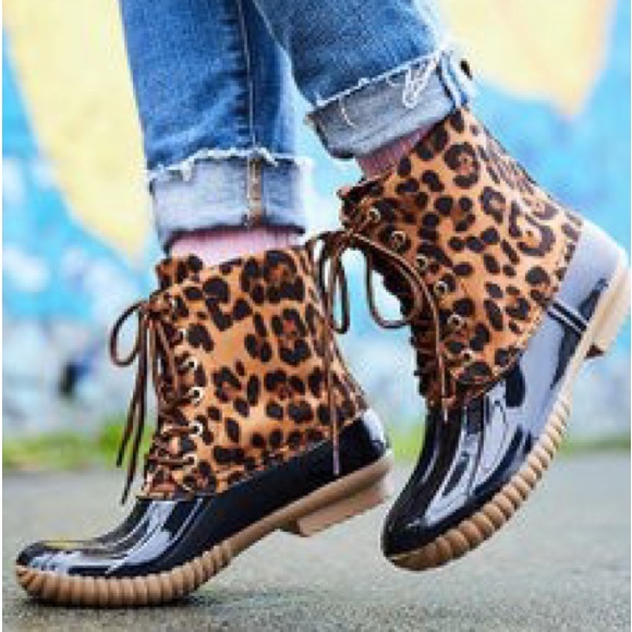 Leopard Print Vegan Fur Duck Boots - Picture 4 of 4